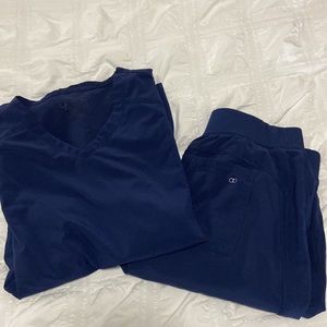 Cherokee Allura scrub set